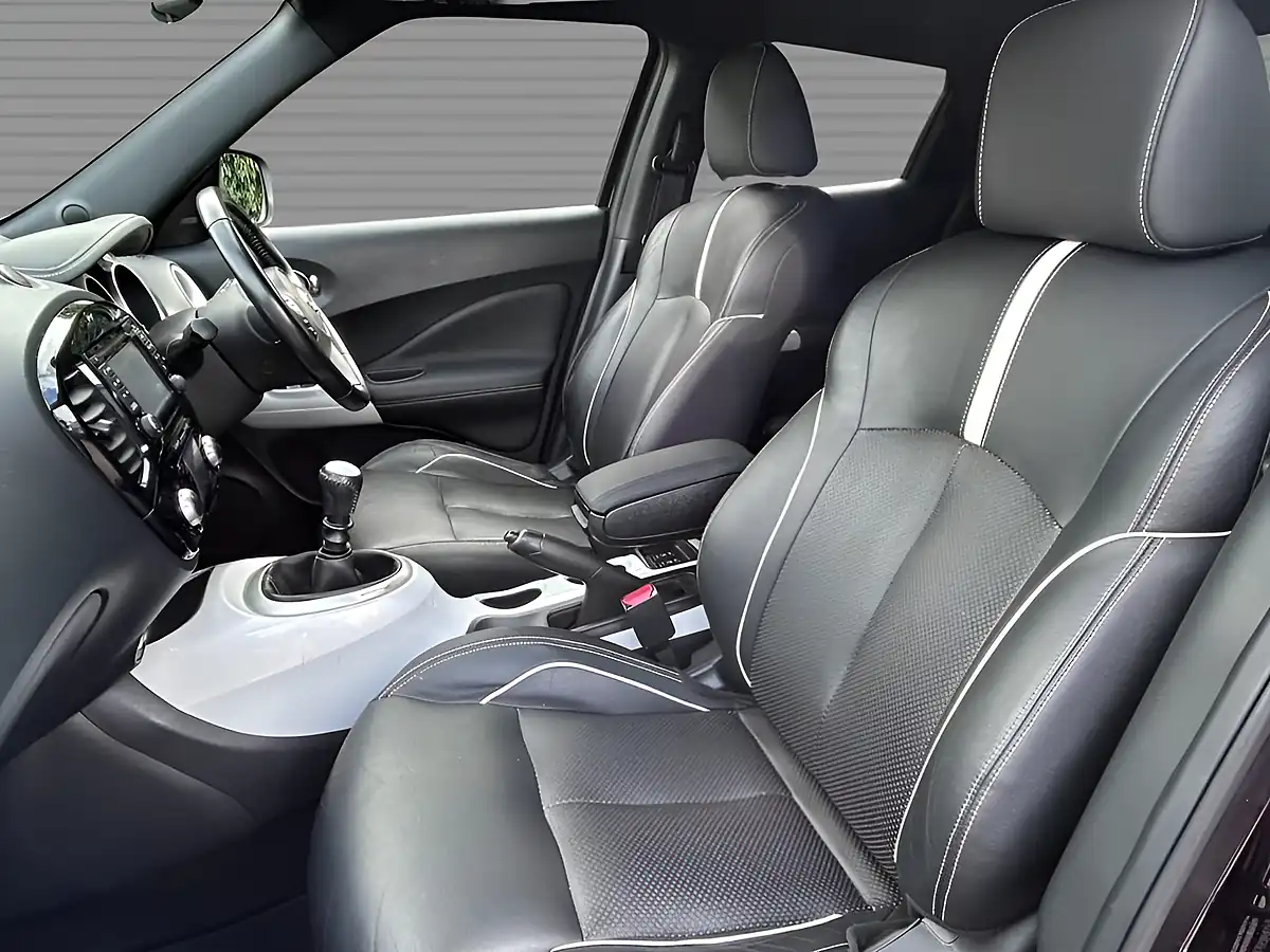 Used 2014 Nissan Juke Tekna Nightshade - Interior and Exterior details 12