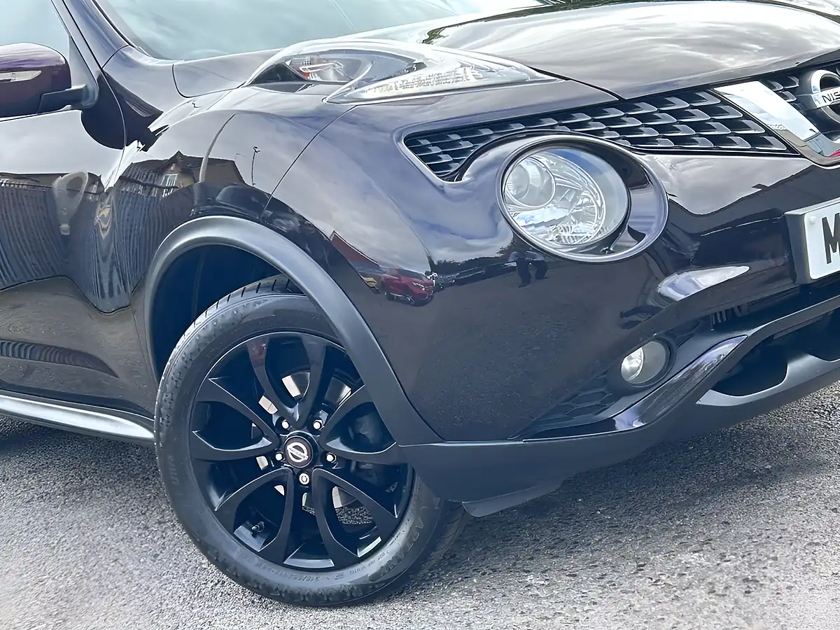 Used 2014 Nissan Juke Tekna Nightshade - Interior and Exterior details 15