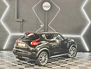 Used 2014 Nissan Juke Tekna Pearl Black - Interior and Exterior details 12