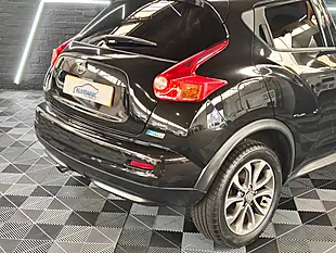 Used 2014 Nissan Juke Tekna Pearl Black - Interior and Exterior details 13
