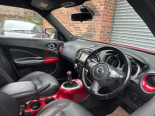 Used 2014 Nissan Juke Tekna Red - Interior and Exterior details 15