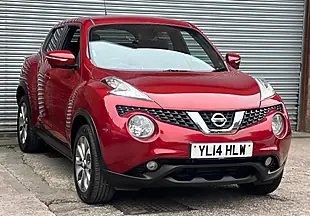 Used 2014 Nissan Juke Tekna Red - Interior and Exterior details 3