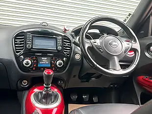 Used 2014 Nissan Juke Tekna Red - Interior and Exterior details 7