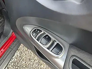 Used 2014 Nissan Juke Tekna Red - Interior and Exterior details 16