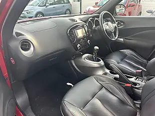 Used 2014 Nissan Juke Tekna Red - Interior and Exterior details 6