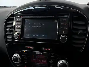 Used 2014 Nissan Juke Tekna White - Interior and Exterior details 13