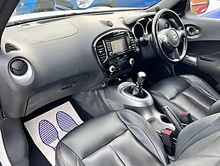 Used 2014 Nissan Juke Tekna White - Interior and Exterior details 10