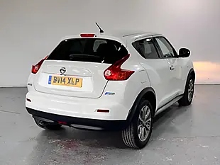 Used 2014 Nissan Juke Tekna White - Interior and Exterior details 3