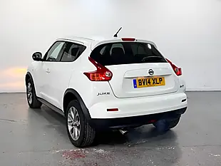 Used 2014 Nissan Juke Tekna White - Interior and Exterior details 4