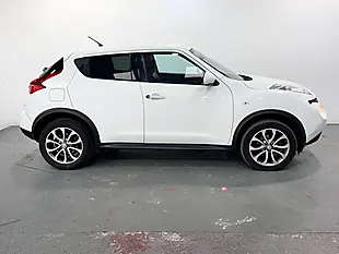 Used 2014 Nissan Juke Tekna White - Interior and Exterior details 5