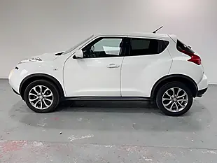 Used 2014 Nissan Juke Tekna White - Interior and Exterior details 6