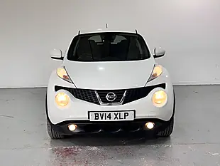 Used 2014 Nissan Juke Tekna White - Interior and Exterior details 8