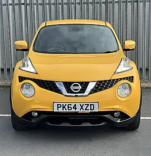 Used 2014 Nissan Juke Tekna Yellow - Interior and Exterior details 3