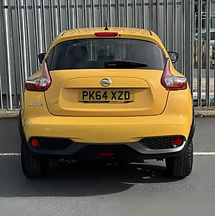 Used 2014 Nissan Juke Tekna Yellow - Interior and Exterior details 6