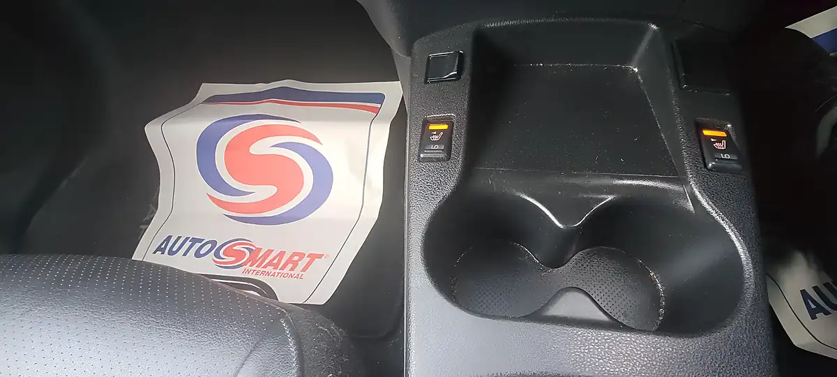 Used 2014 Nissan Leaf Tekna Silver - Interior and Exterior details 14