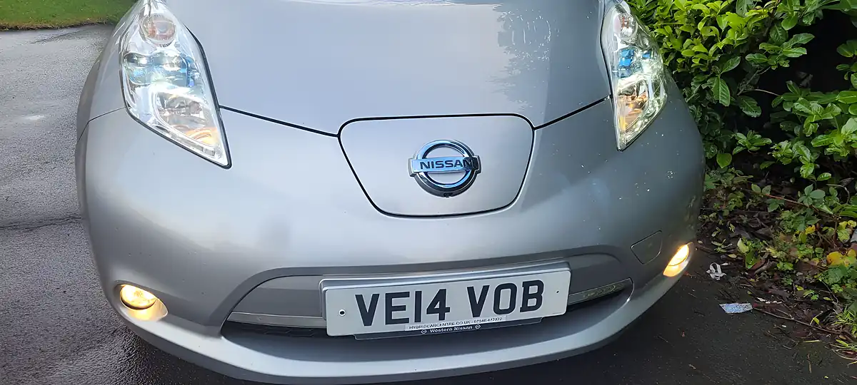 Used 2014 Nissan Leaf Tekna Silver - Interior and Exterior details 2