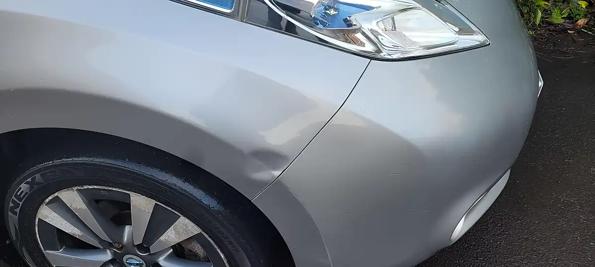 Used 2014 Nissan Leaf Tekna Silver - Interior and Exterior details 4