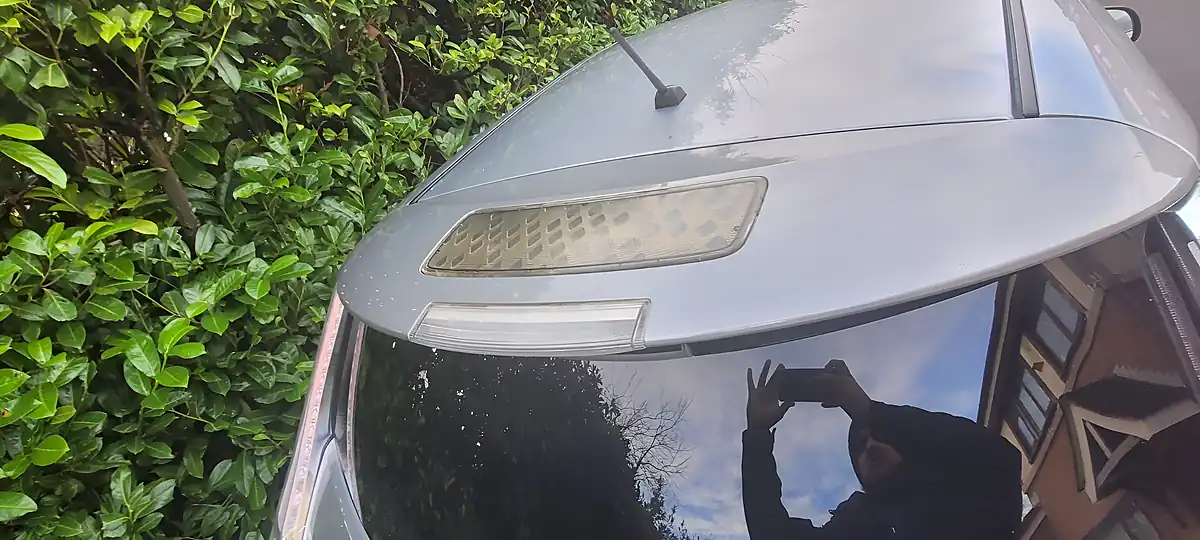 Used 2014 Nissan Leaf Tekna Silver - Interior and Exterior details 9
