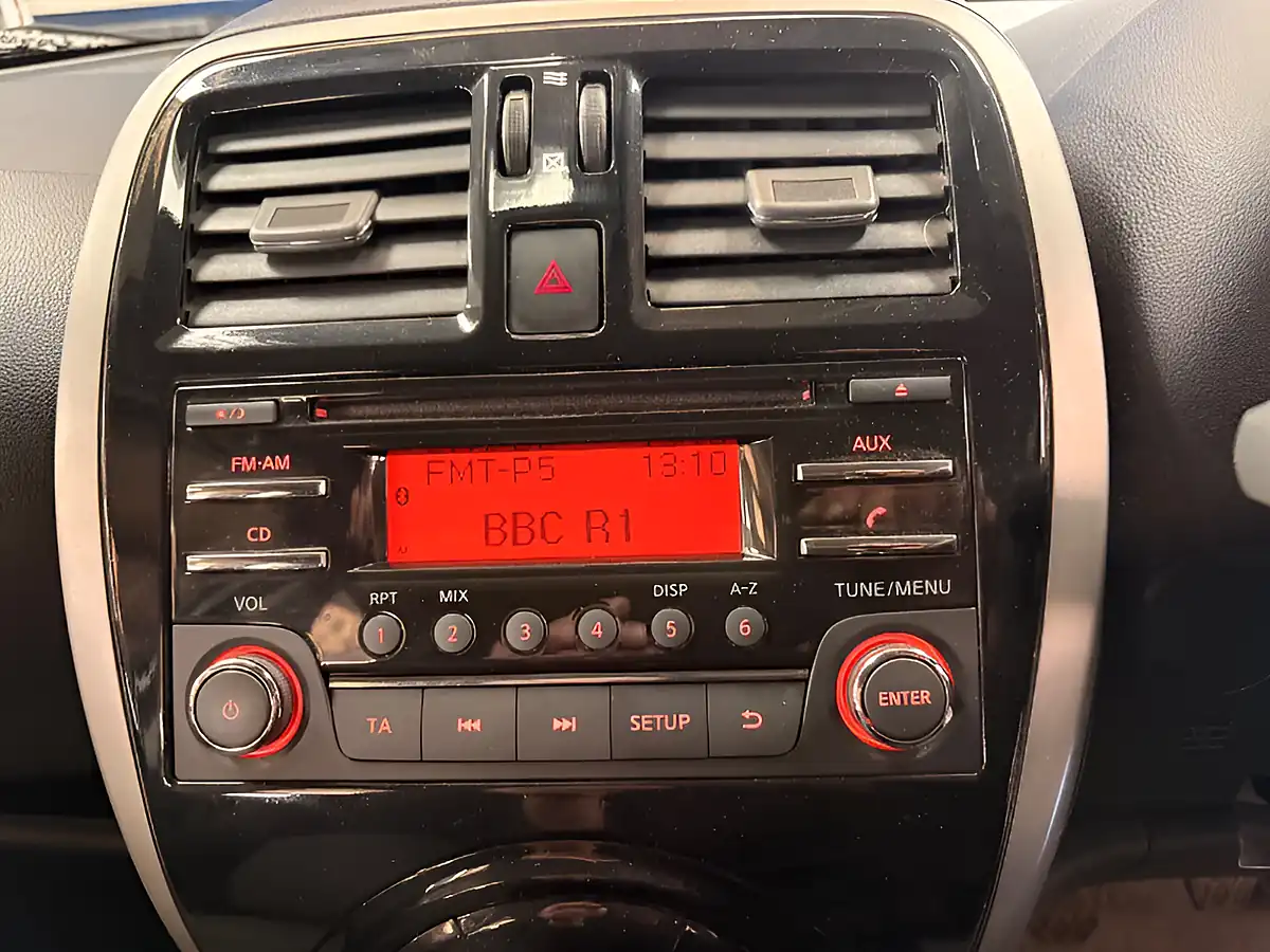 Used 2014 Nissan Micra Acenta Silver - Interior and Exterior details 14