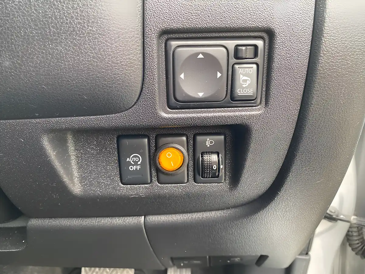Used 2014 Nissan Micra Acenta Silver - Interior and Exterior details 13