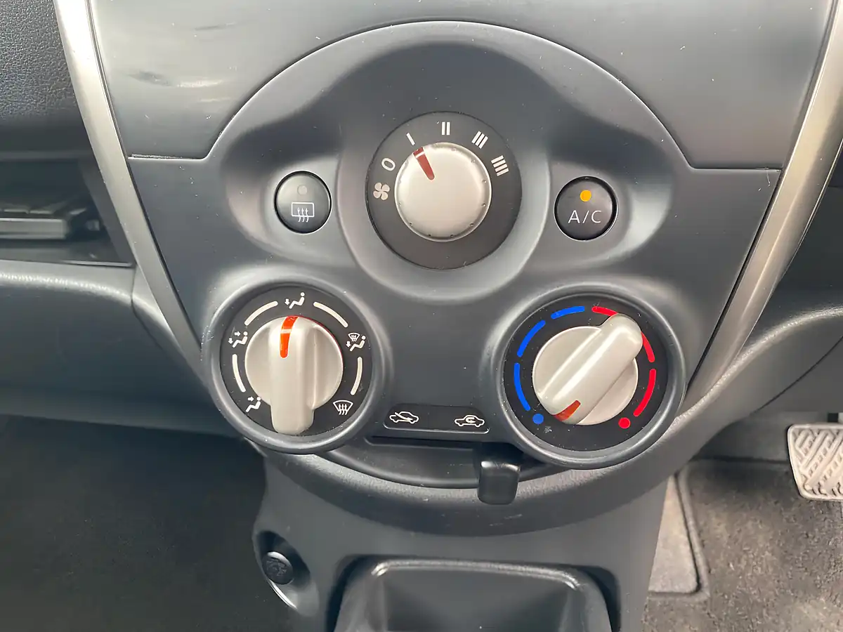 Used 2014 Nissan Micra Acenta Silver - Interior and Exterior details 15