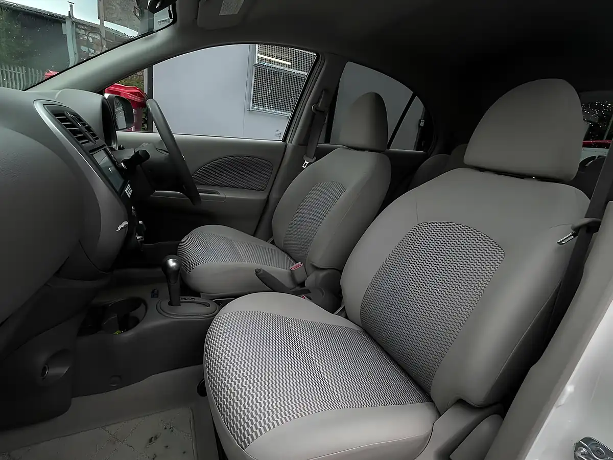 Used 2014 Nissan Micra Acenta White - Interior and Exterior details 14