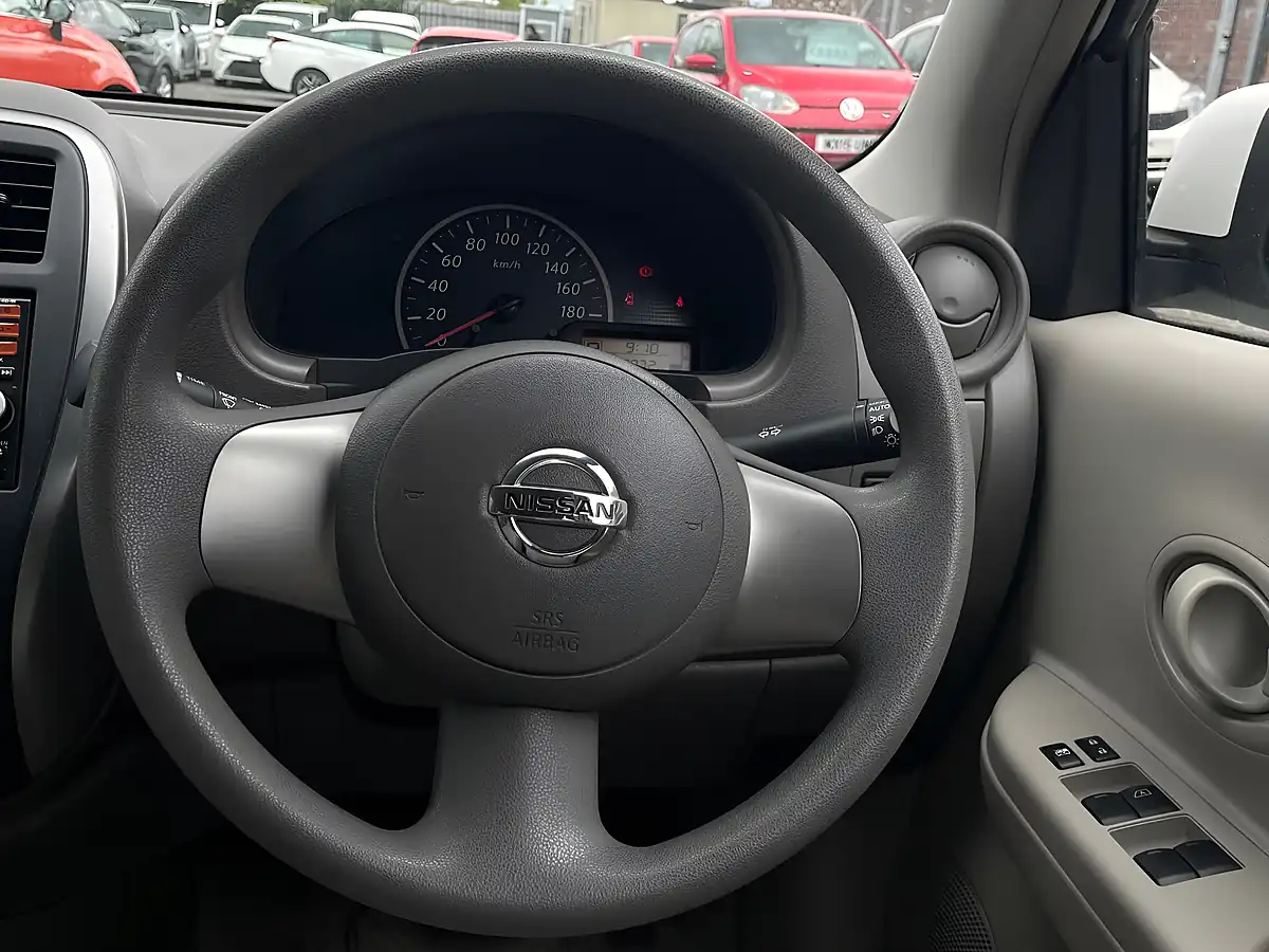 Used 2014 Nissan Micra Acenta White - Interior and Exterior details 17