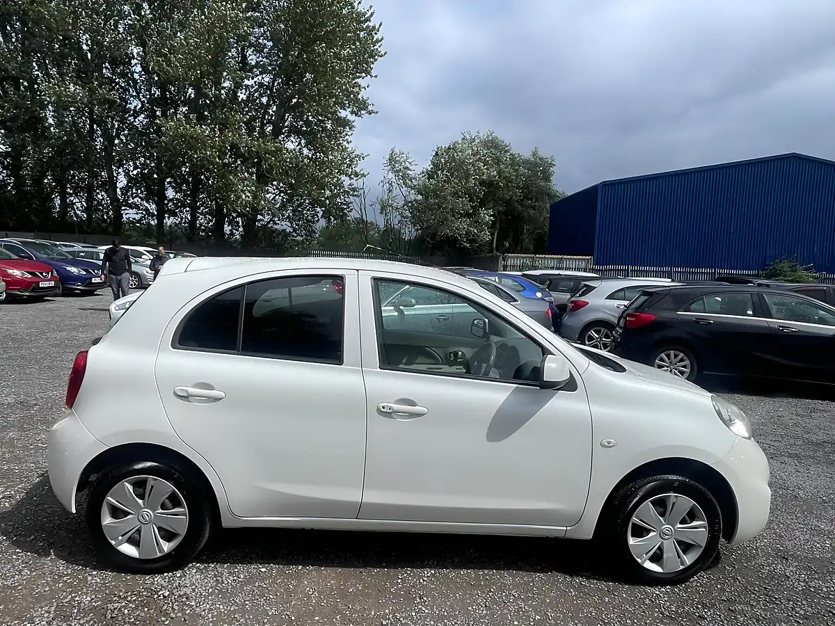 Used 2014 Nissan Micra Acenta White - Interior and Exterior details 7