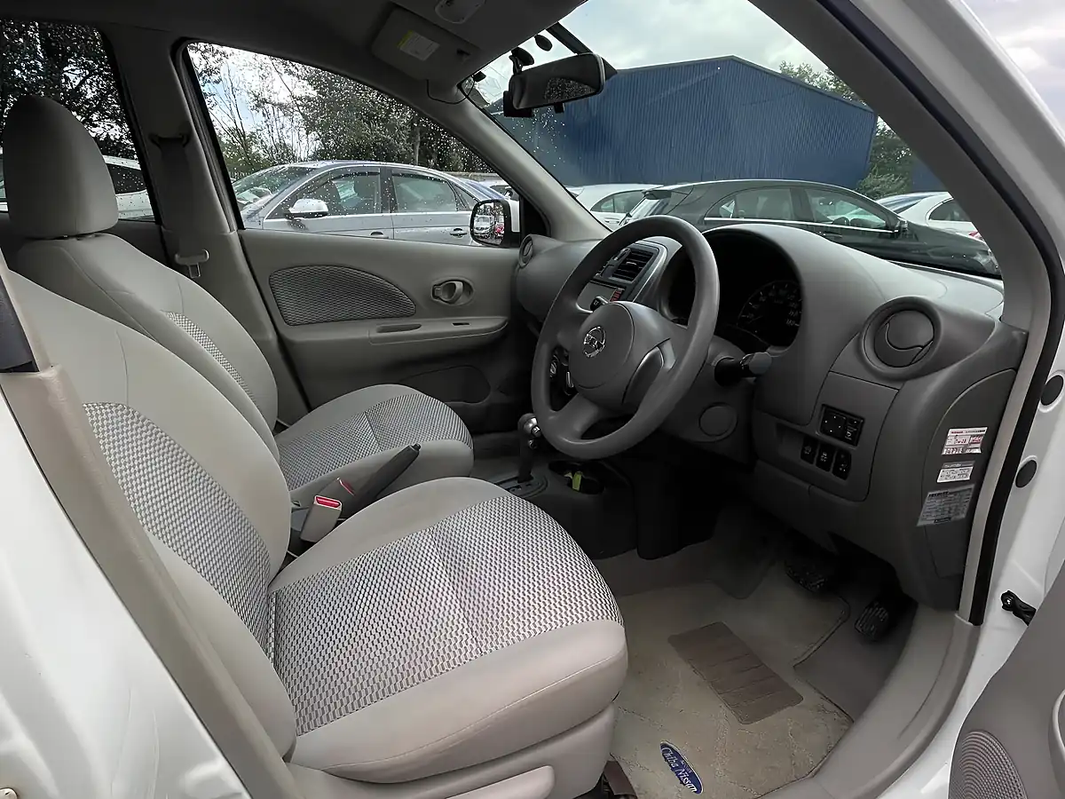 Used 2014 Nissan Micra Acenta White - Interior and Exterior details 8