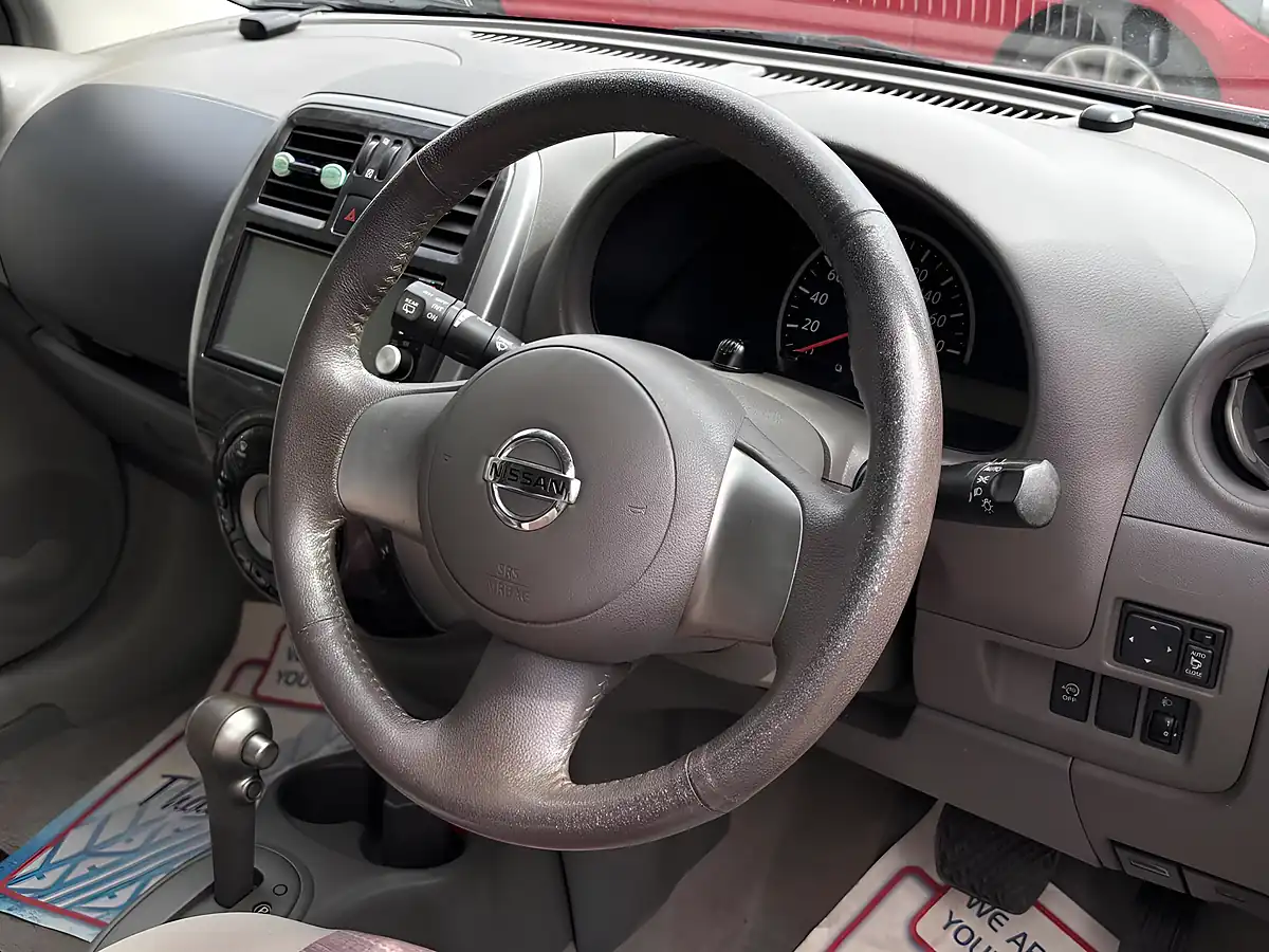 Used 2014 Nissan Micra Tekna Purple - Interior and Exterior details 8