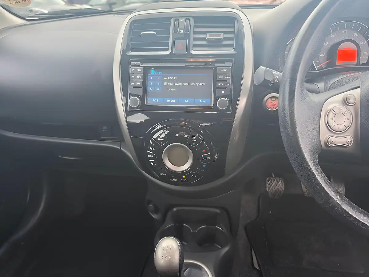Used 2014 Nissan Micra Tekna Silver - Interior and Exterior details 11