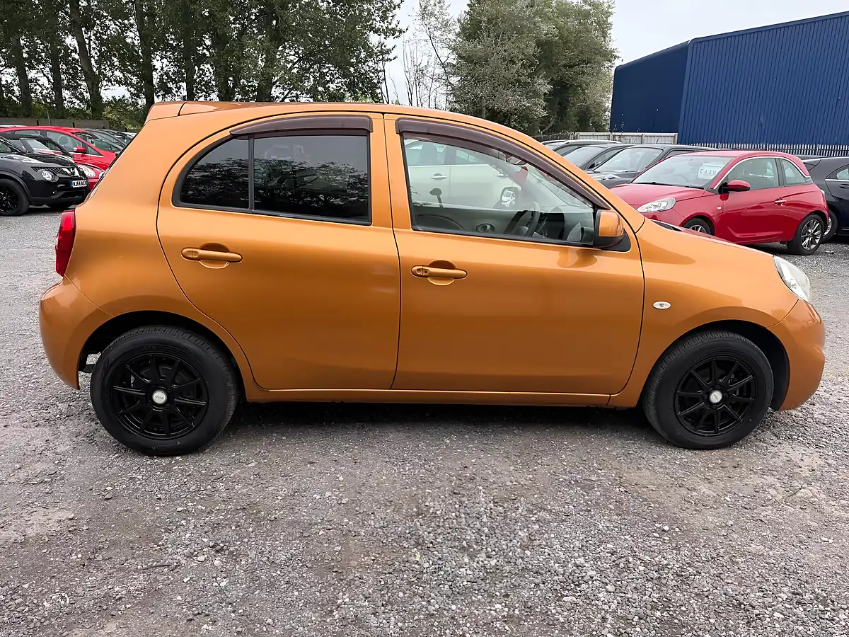 Used 2014 Nissan Micra Visia Orange - Interior and Exterior details 8