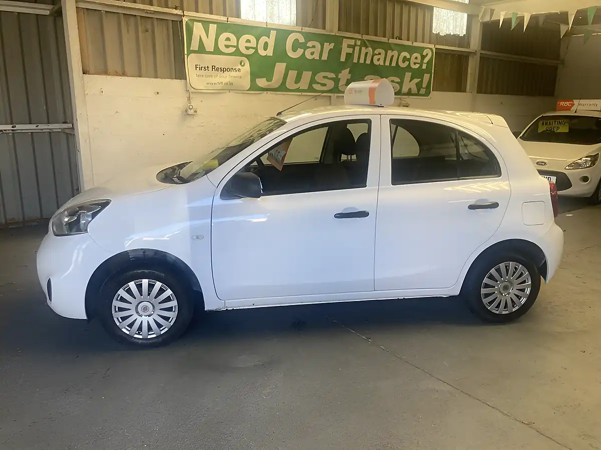 Used 2014 Nissan Micra Visia White - Interior and Exterior details 8