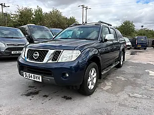 Used 2014 Nissan Navara Tekna Blue - Interior and Exterior details 9