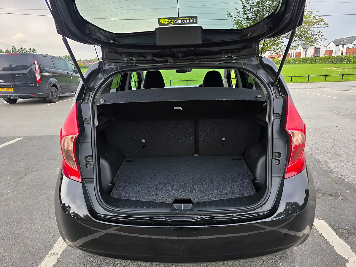Used 2014 Nissan Note Acenta Black - Interior and Exterior details 17