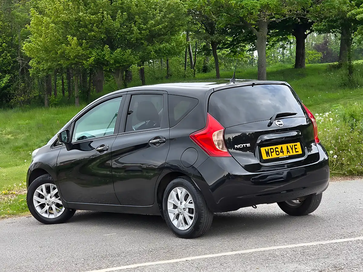 Used 2014 Nissan Note Acenta Black - Interior and Exterior details 5