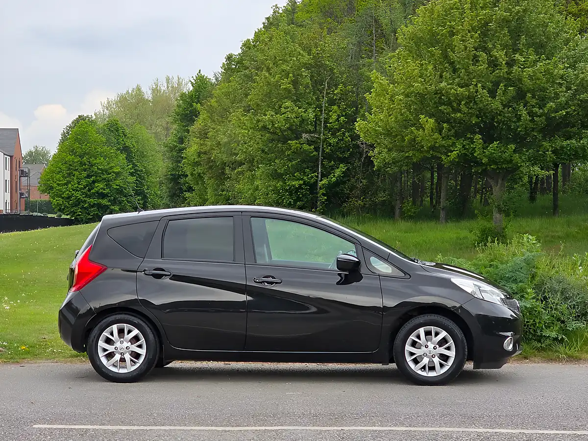 Used 2014 Nissan Note Acenta Black - Interior and Exterior details 8
