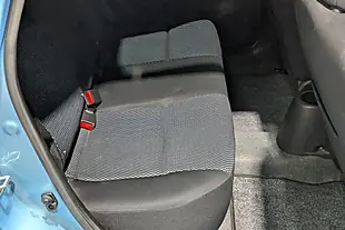 Used 2014 Nissan Note Acenta Blue - Interior and Exterior details 16