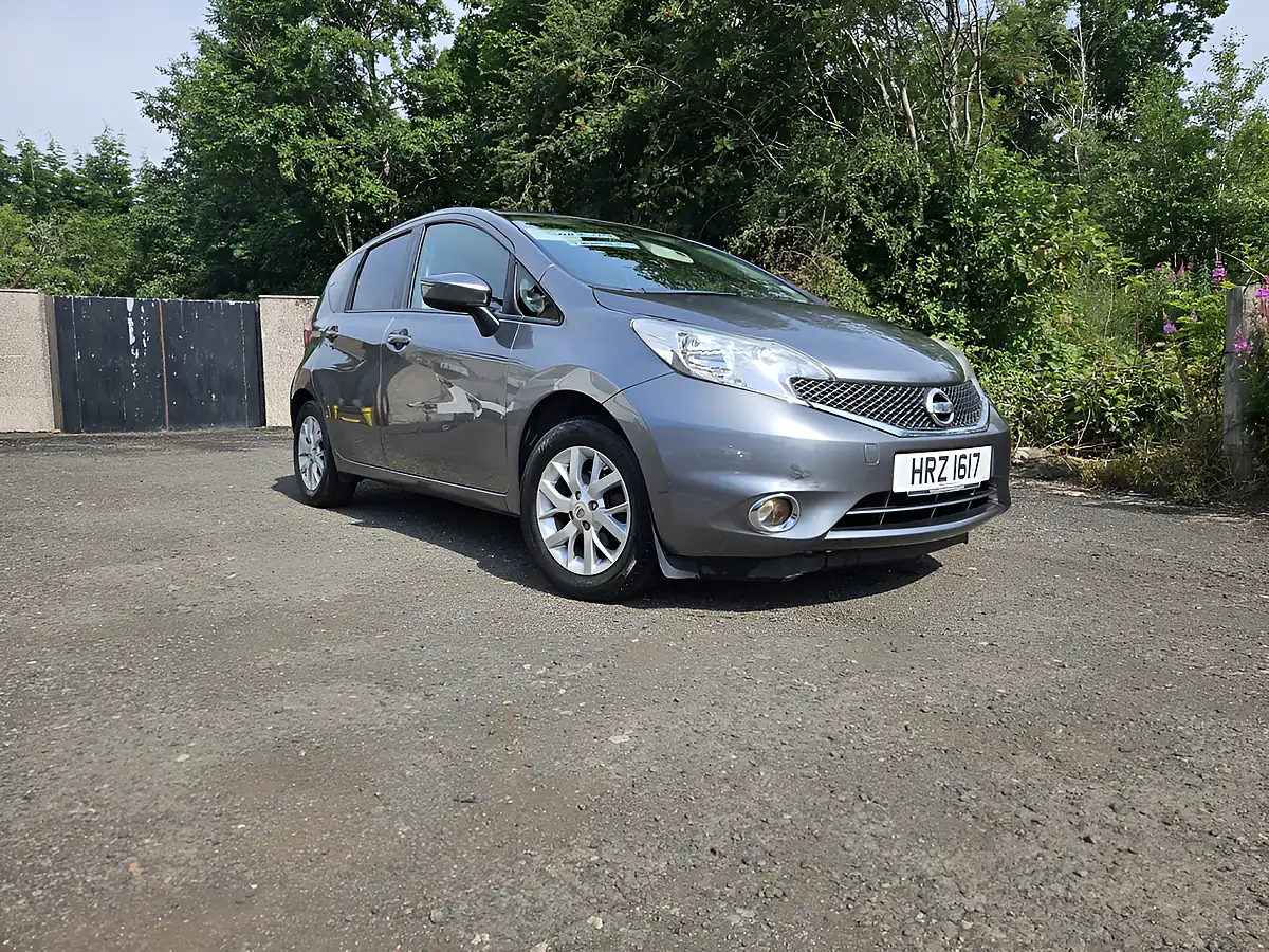 Used 2014 Nissan Note Acenta Grey - Front View