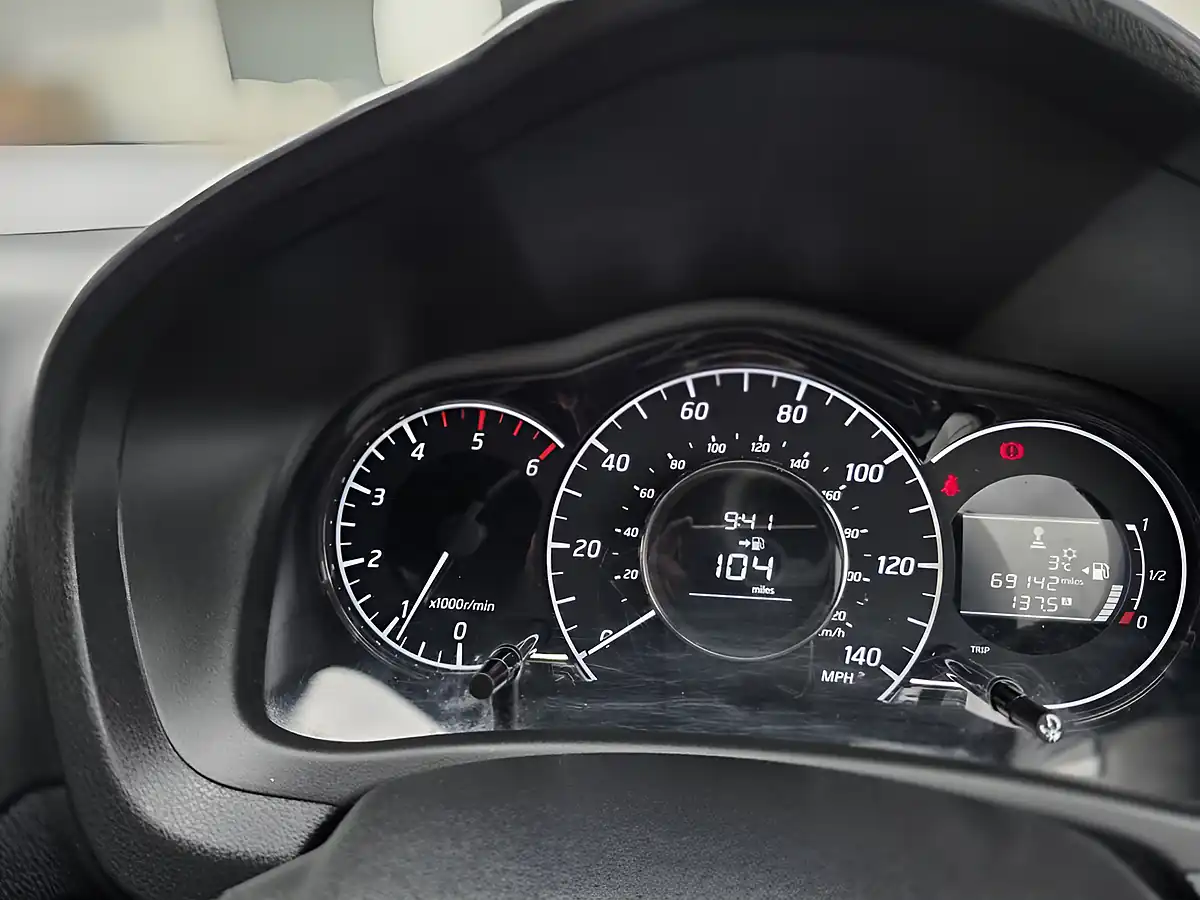 Used 2014 Nissan Note Acenta Premium Black - Interior and Exterior details 15