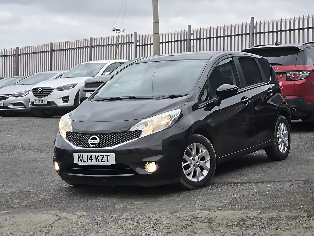 Used 2014 Nissan Note Acenta Premium Black - Interior and Exterior details 17
