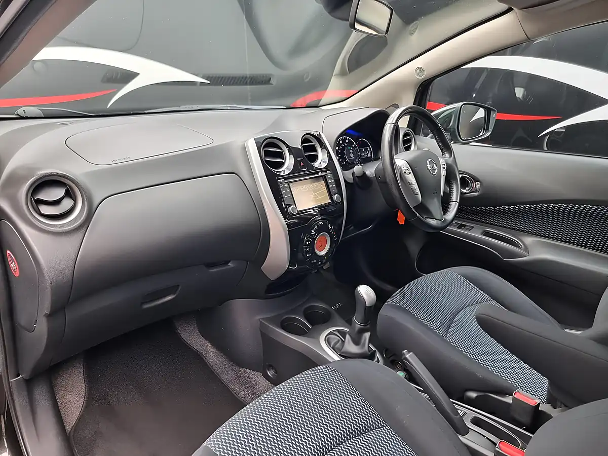 Used 2014 Nissan Note Acenta Premium Black - Interior and Exterior details 15