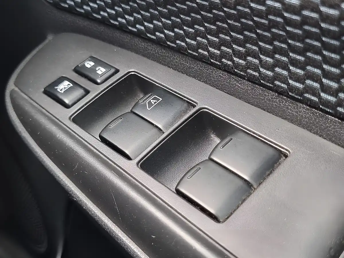 Used 2014 Nissan Note Acenta Premium Black - Interior and Exterior details 20