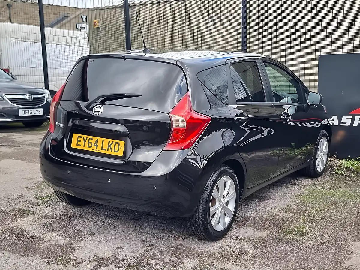 Used 2014 Nissan Note Acenta Premium Black - Interior and Exterior details 8