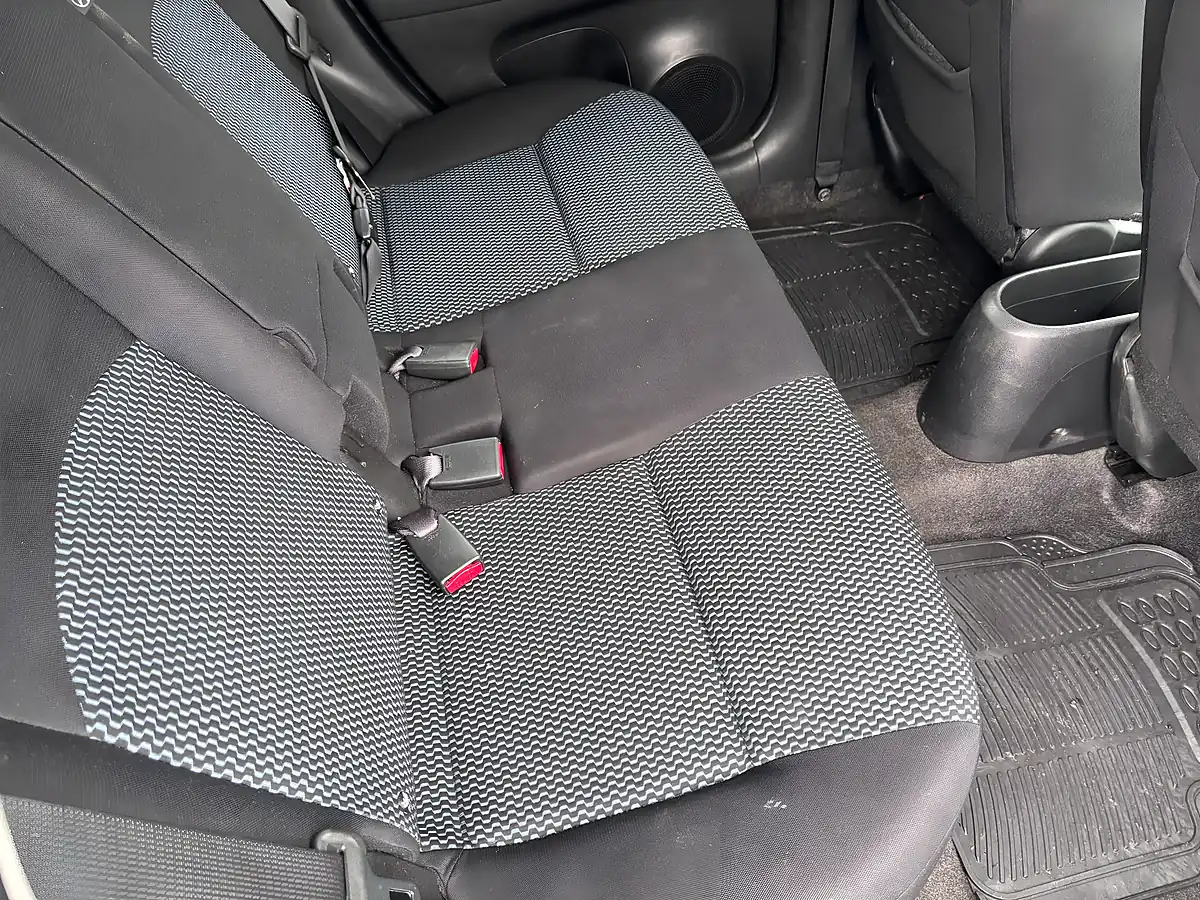 Used 2014 Nissan Note Acenta Premium Blue - Interior and Exterior details 12