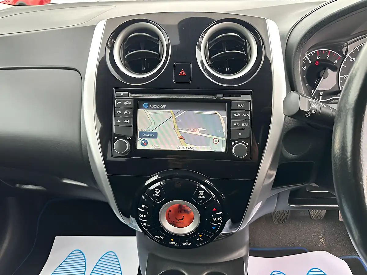 Used 2014 Nissan Note Acenta Premium Blue - Interior and Exterior details 14