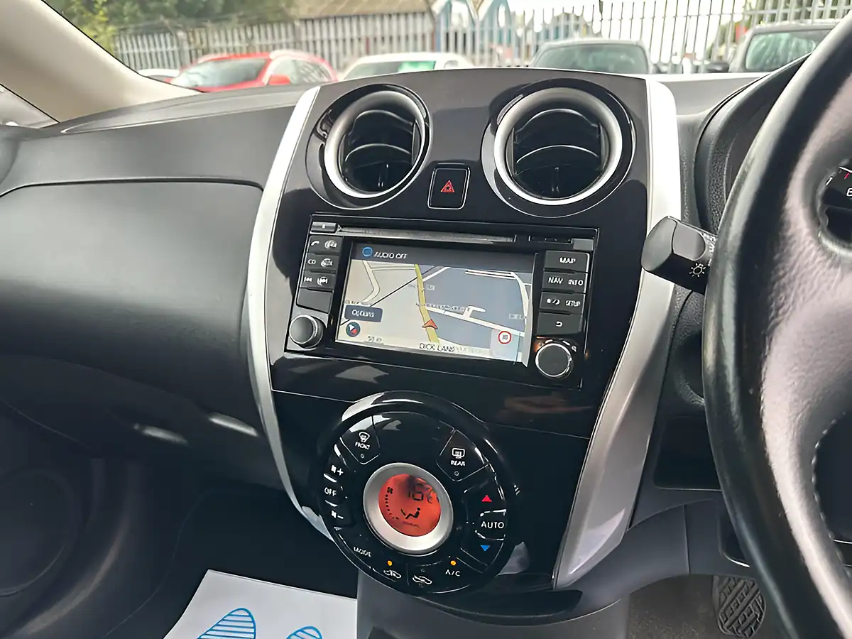 Used 2014 Nissan Note Acenta Premium Blue - Interior and Exterior details 6