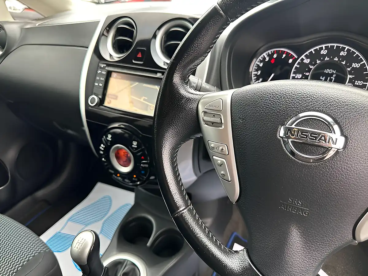 Used 2014 Nissan Note Acenta Premium Blue - Interior and Exterior details 7