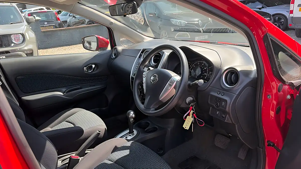 Used 2014 Nissan Note Acenta Premium Red - Interior and Exterior details 13