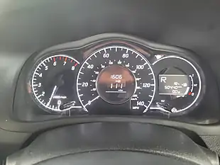 Used 2014 Nissan Note Acenta Premium Silver - Interior and Exterior details 16